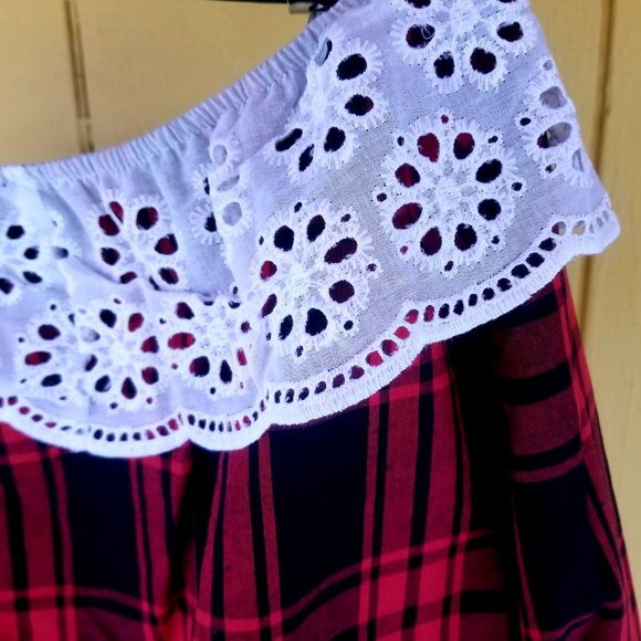 BLACK & RED PLAID PEASANT BLOUSE - Picture 2 of 3